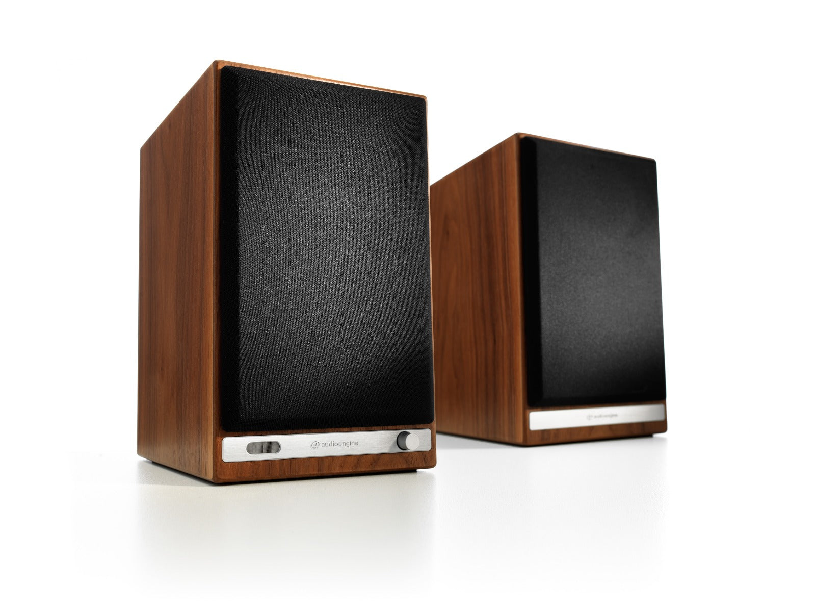 Audioengine HD6 Powered Speakers - Walnut