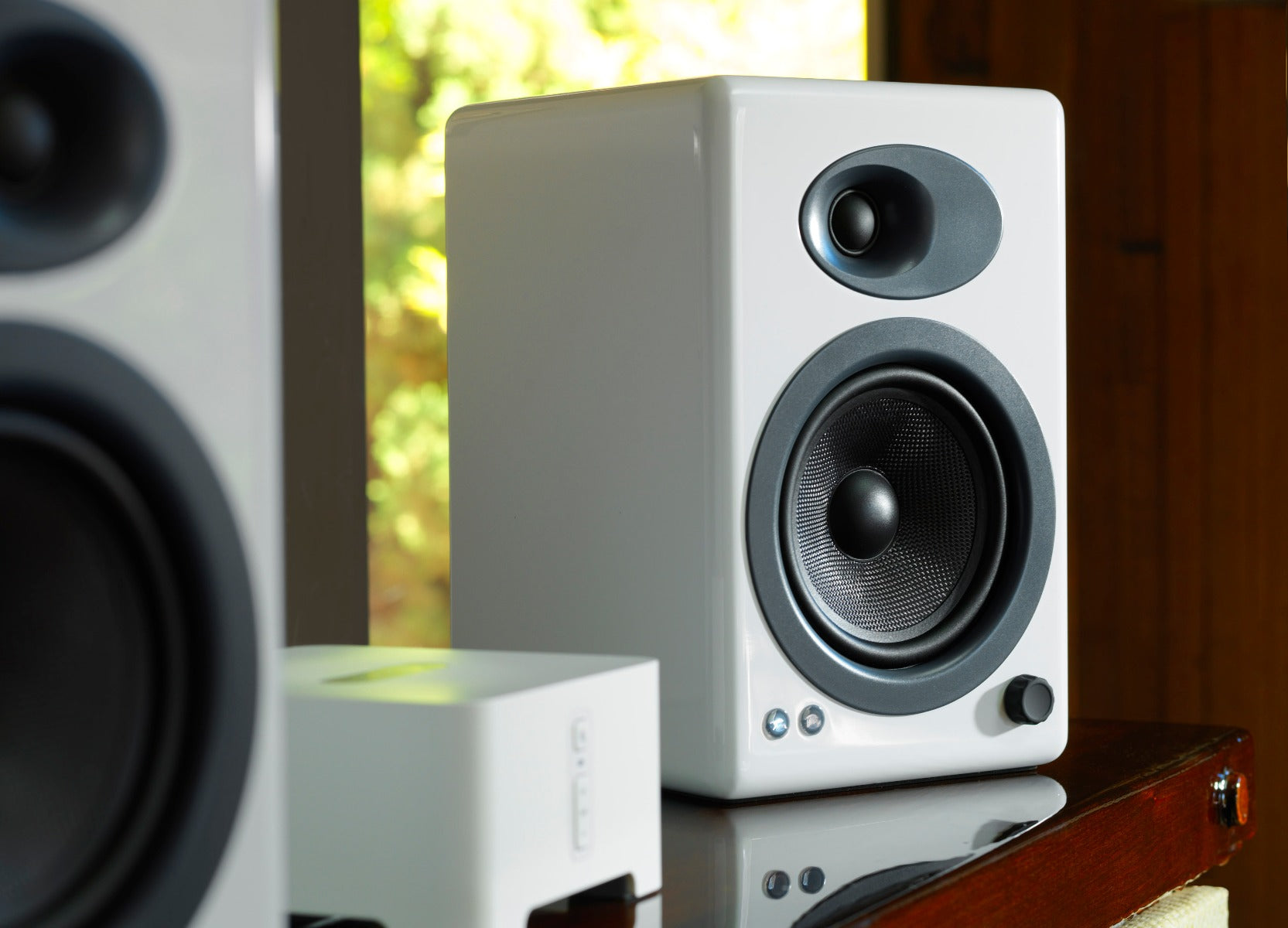 Audioengine A5+ Powered Bookshelf Speakers - Hi-Gloss White