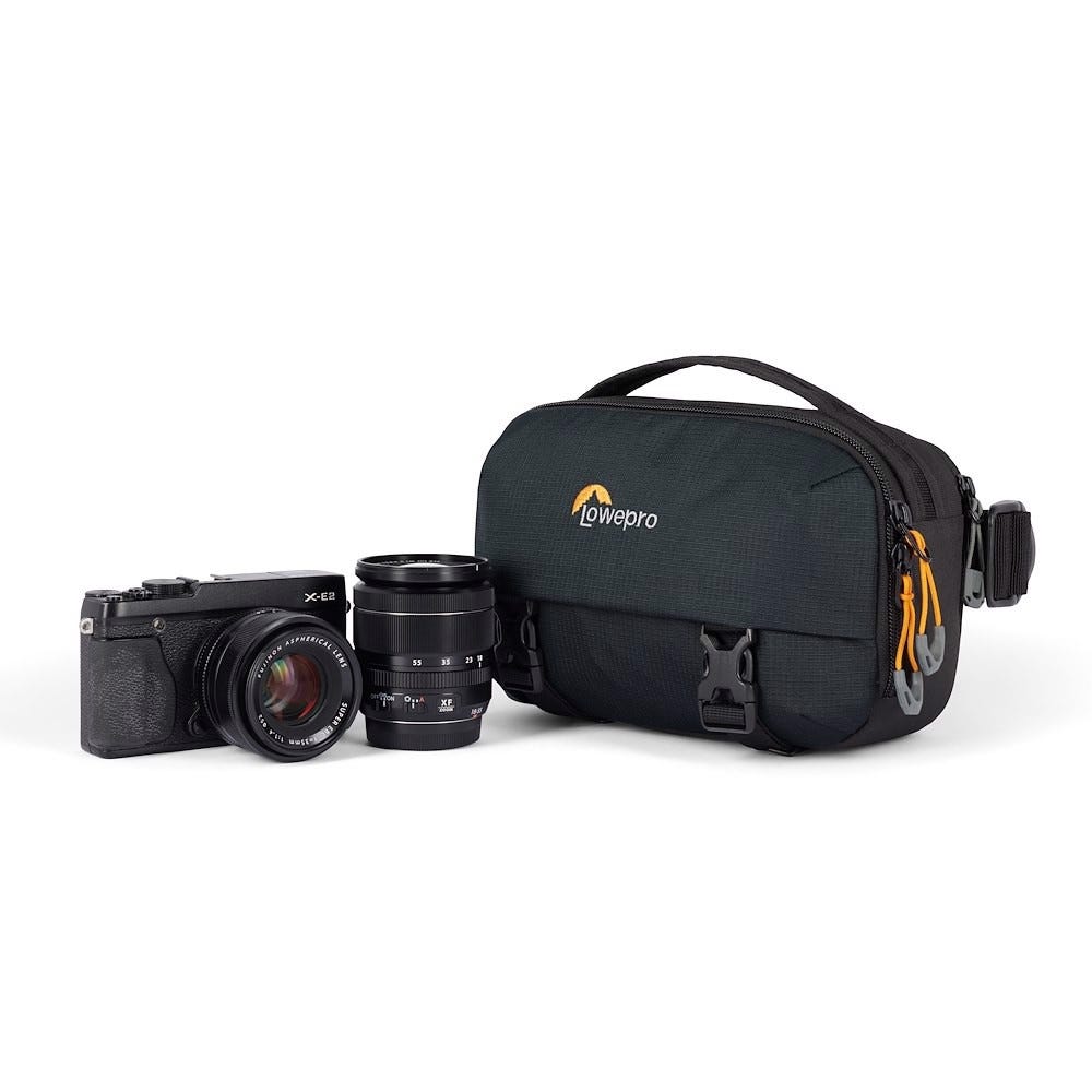Lowepro Trekker Lite HP 100 - Black