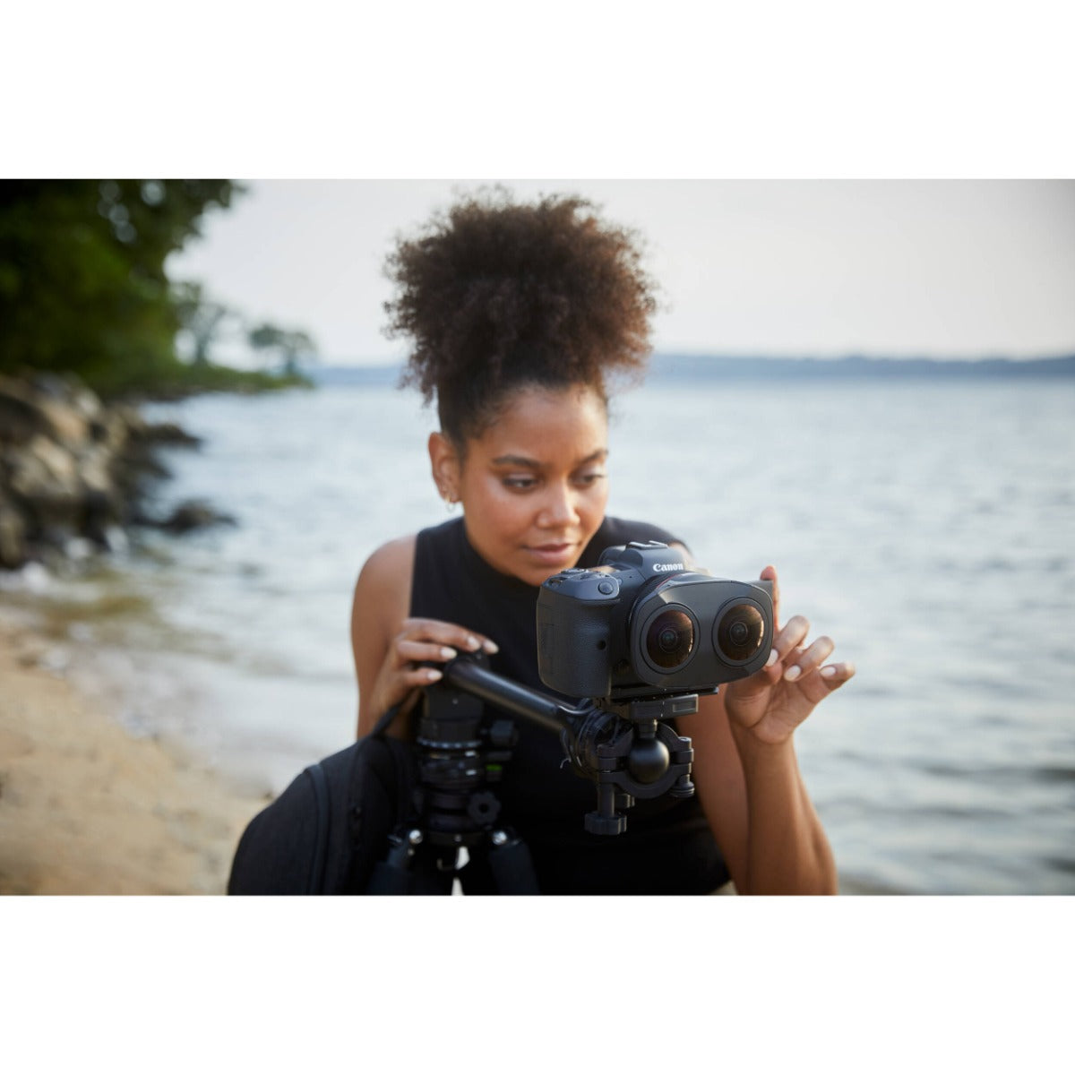 Canon RF 5.2mm f2.8L Dual Fisheye lens