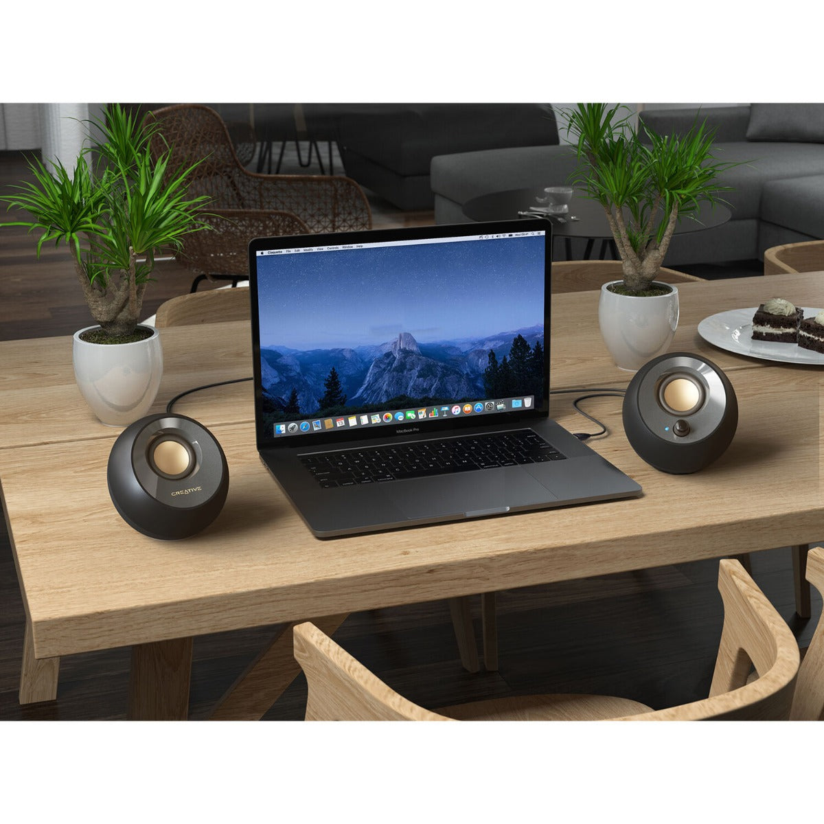 Creative Pebble V2 USB-C Speaker - Black