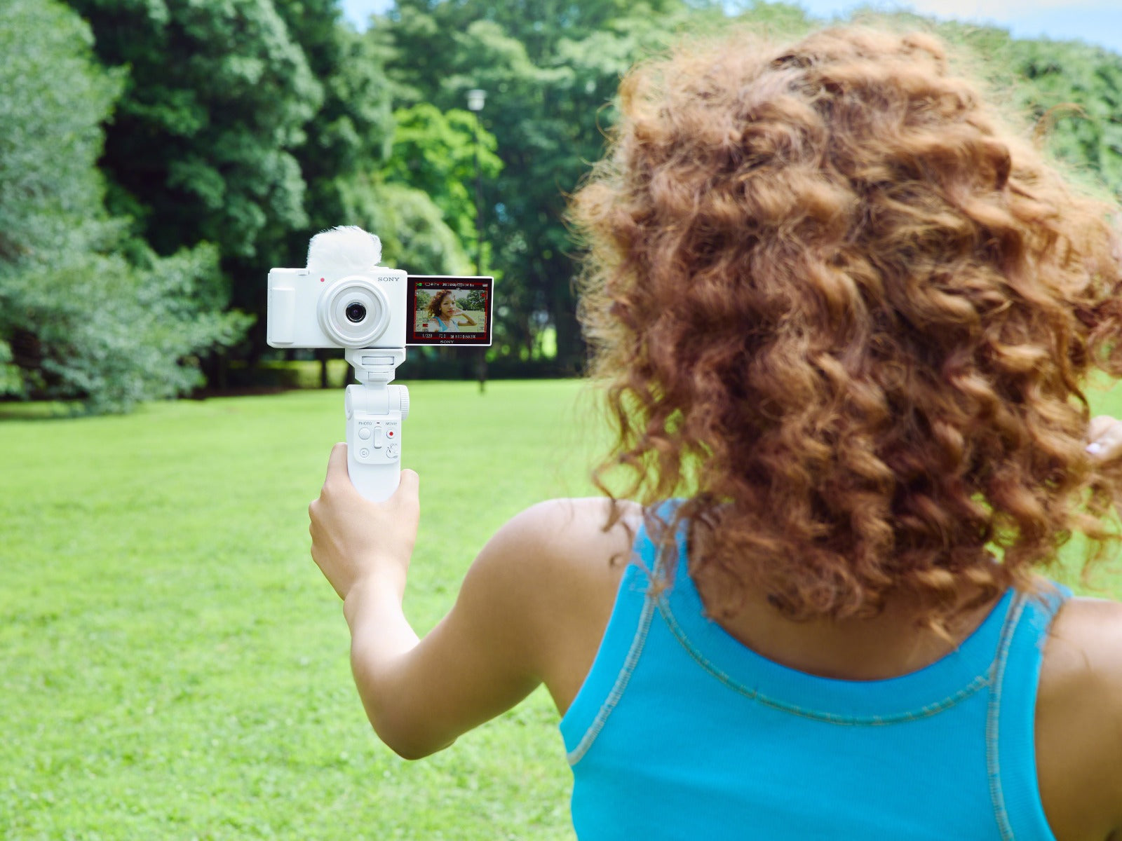 Sony ZV-1F Vlog Camera - White