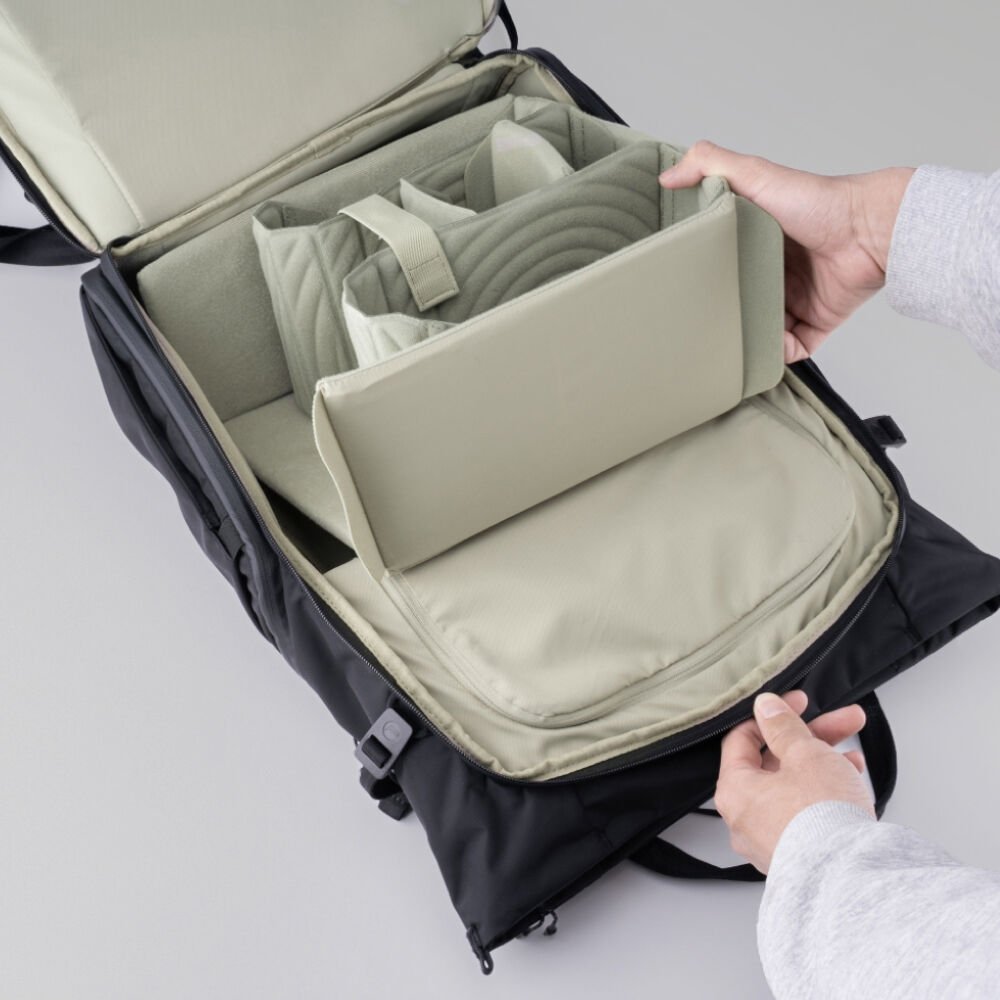 PGYTECH OneGo Roamer Tote Backpack 25L (Sand Khahi)