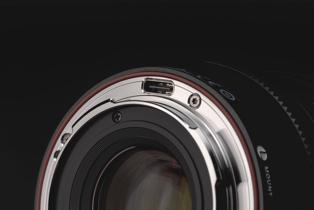 Viltrox AF 16mm f/1.8 Full-Frame Lens - L-Mount