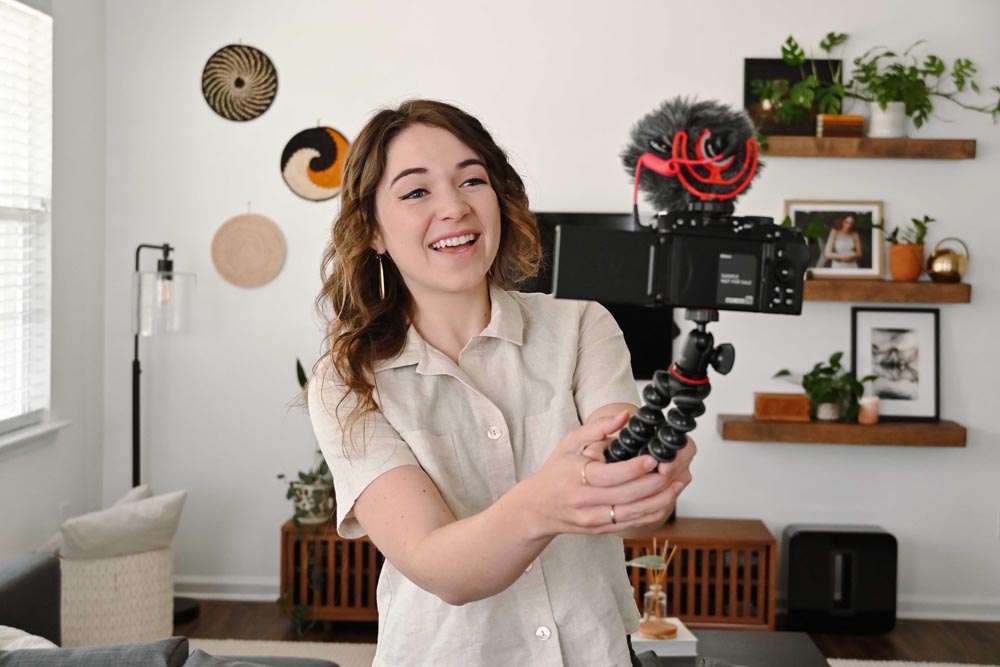 Nikon Z 30 + NIKKOR 16-50mm VR Lens Kit
