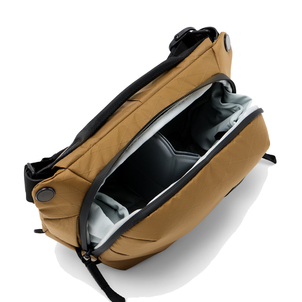 Peak Design Everyday Sling 3L v2 - Coyote