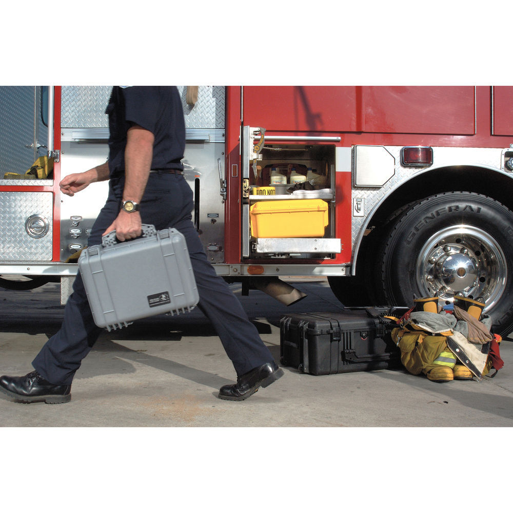 Pelican 1450 Case - Silver without Foam