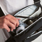 Moment Everything Sling 4L (Black)