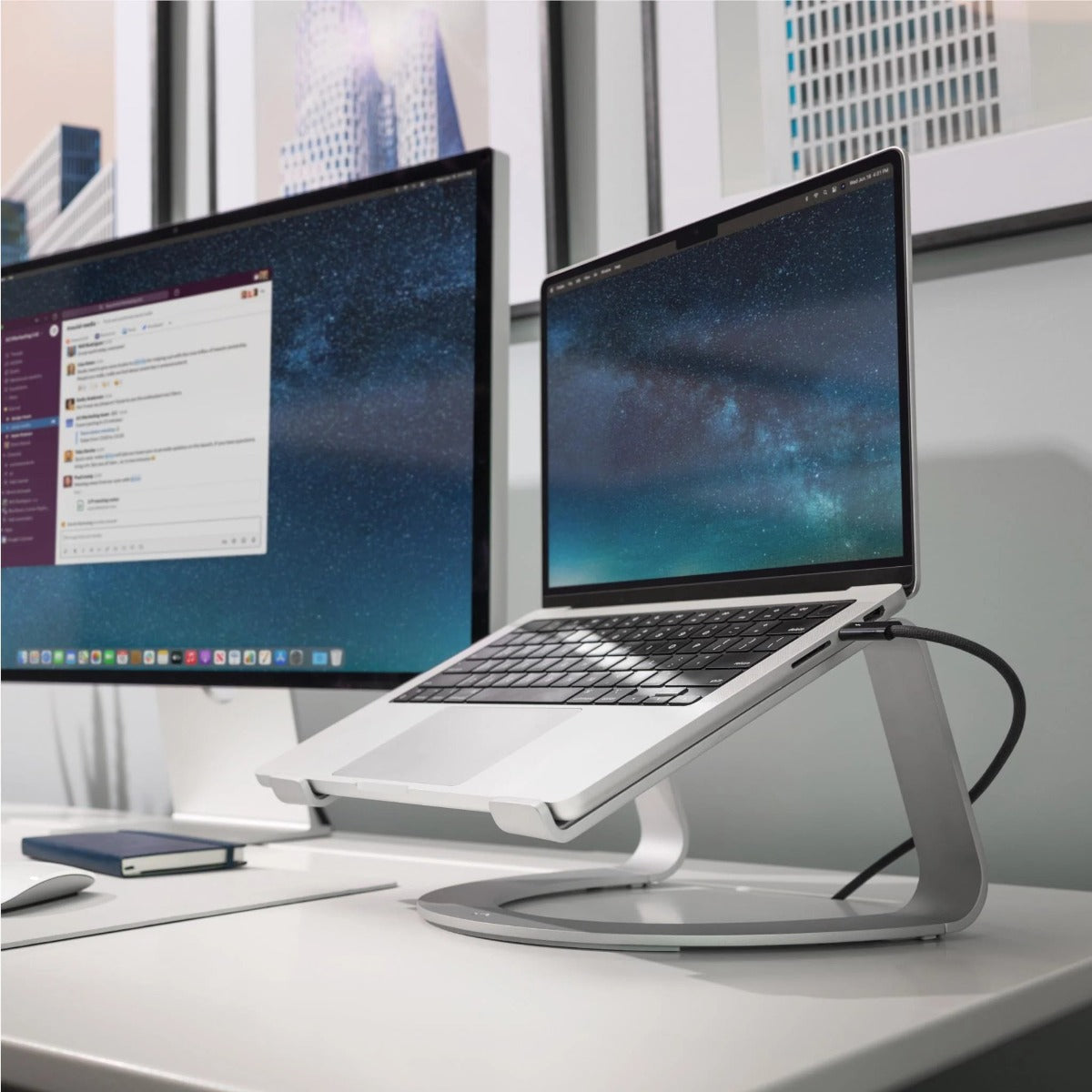 Twelve South Curve SE Stand for MacBooks and Laptops (Silver) 