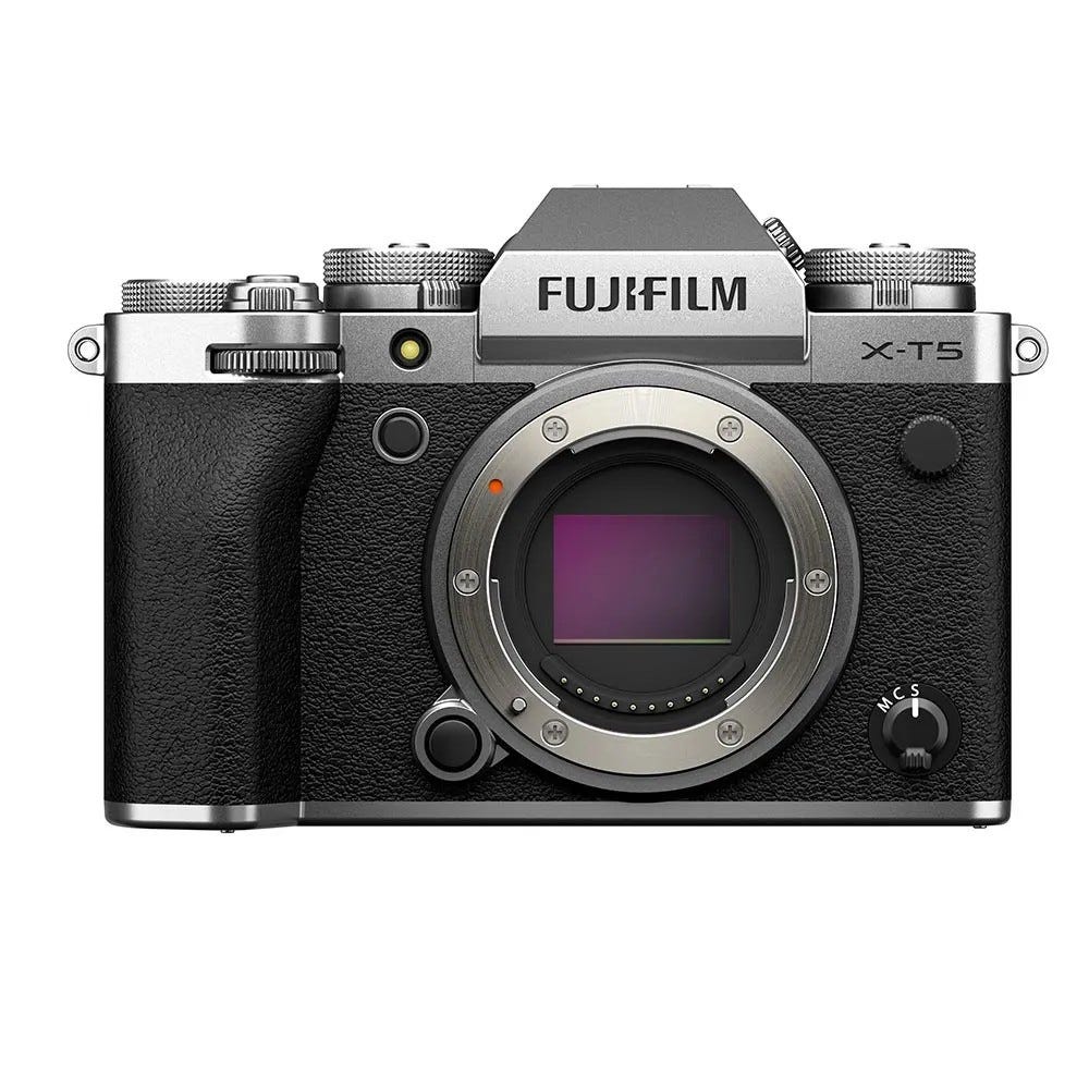Refurb Fujifilm X-T5 - Silver with XF 16-80mm Lens Kit