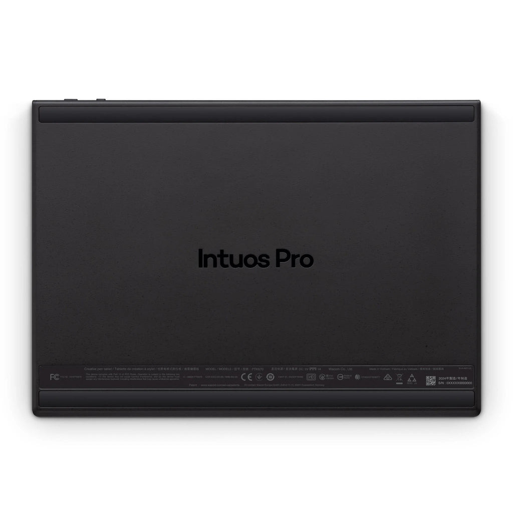 Wacom Intuos Pro Medium with Wacom Pro Pen 3