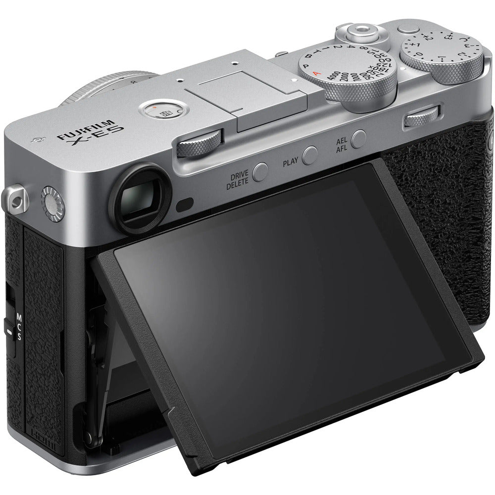 FUJIFILM X-E5 Silver with Sigma 18-50mm f/2.8 DC DN