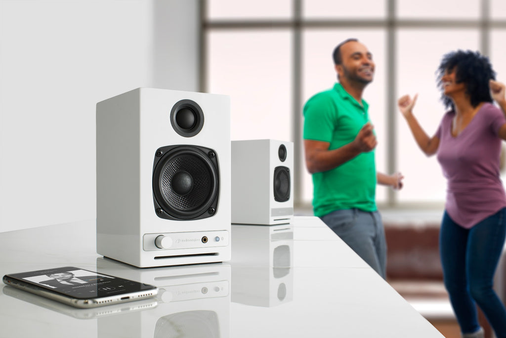 Audioengine HD3 Premium Wireless Speakers - Gloss White