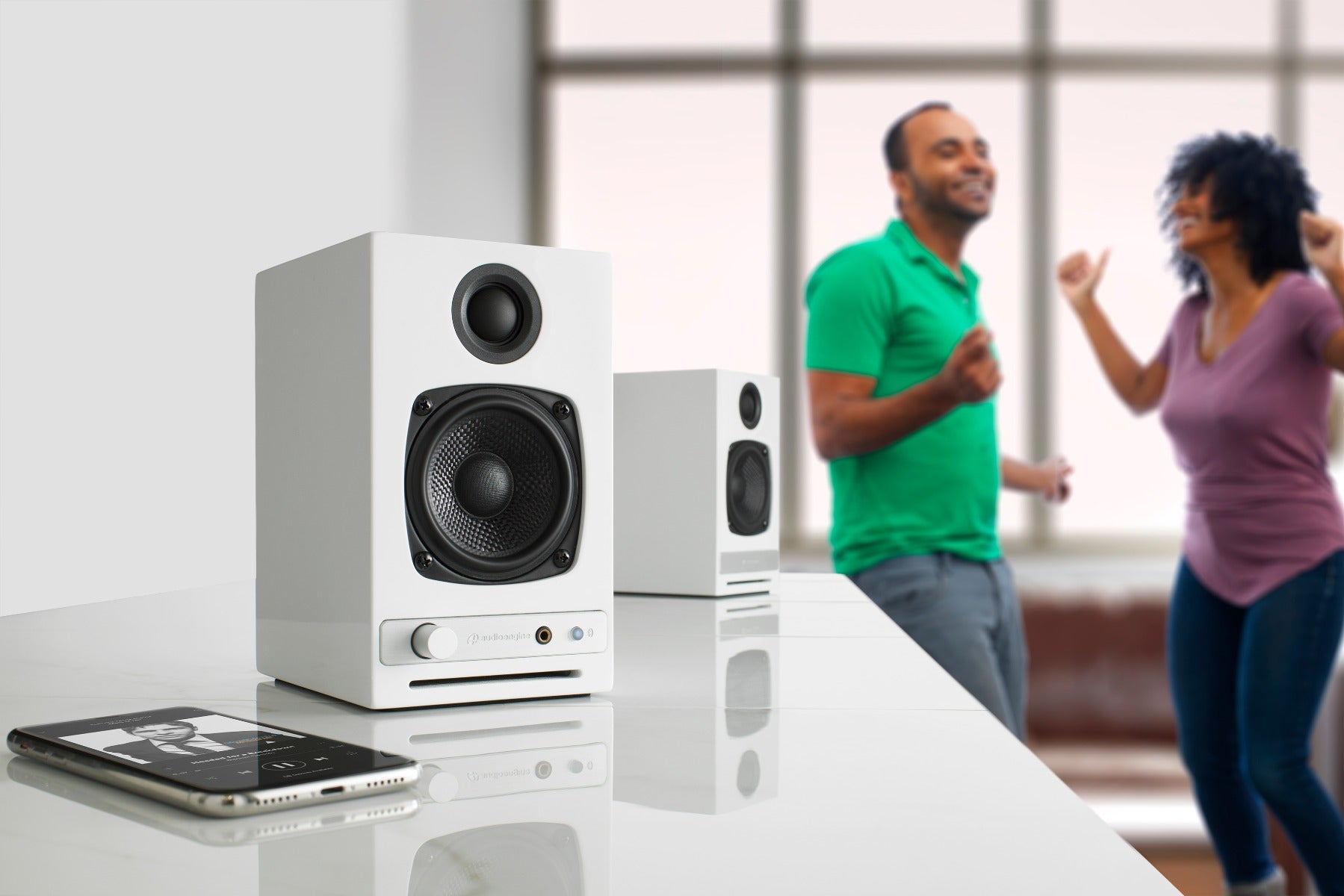 Audioengine HD3 Premium Wireless Speakers - Gloss White