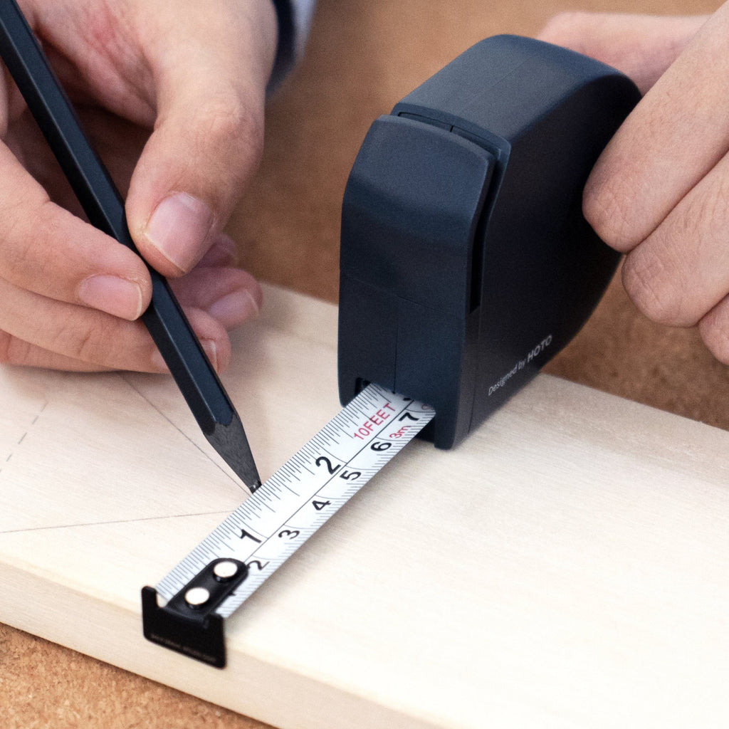 HOTO Self Lock Retractable Measuring Tape