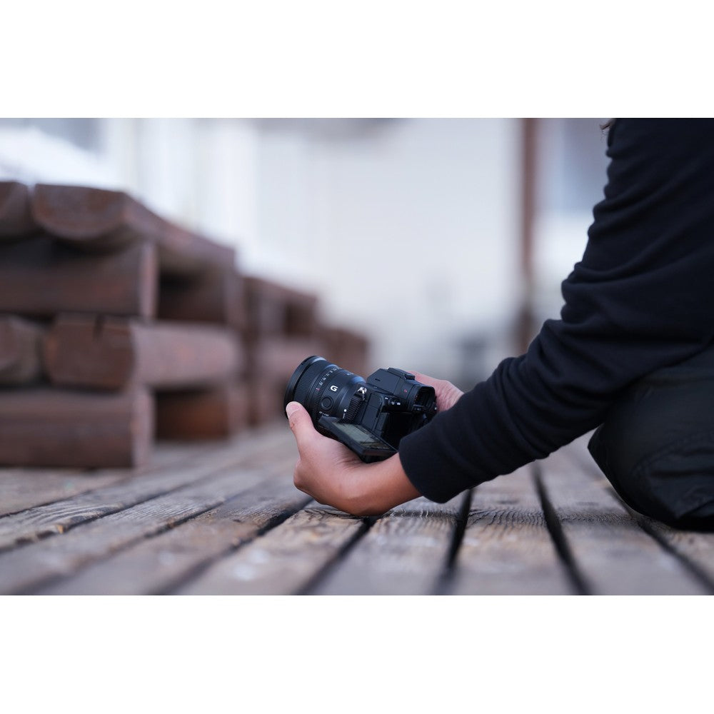 Sony FE 16mm f/1.8 G