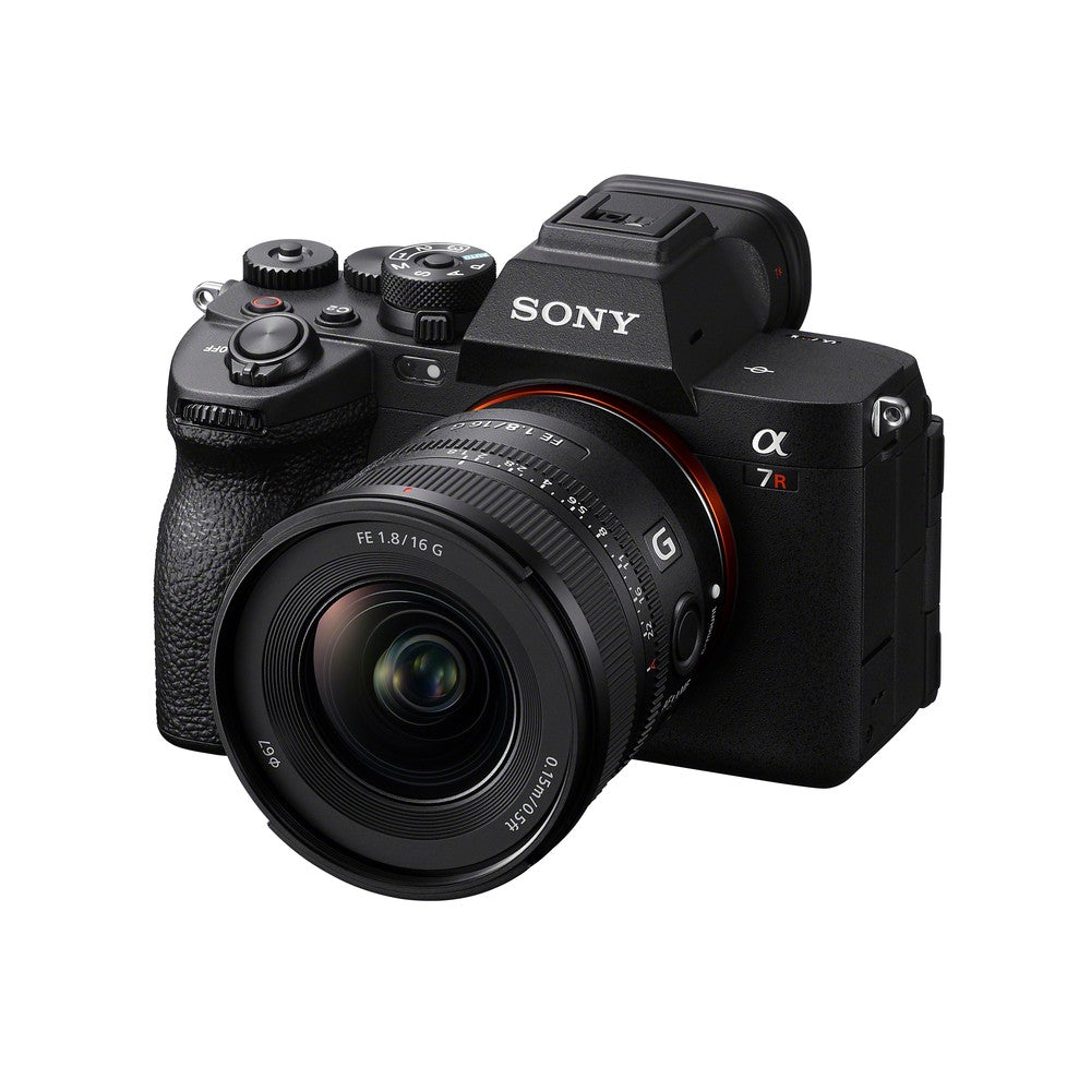 Sony FE 16mm f/1.8 G