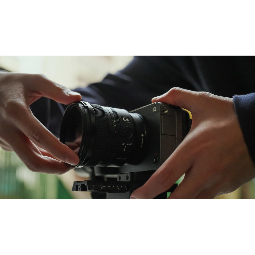 Sony FE 16mm f/1.8 G