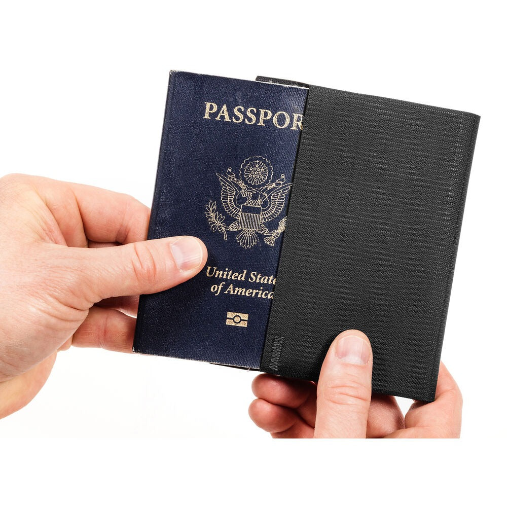Peak Design Passport Wallet - Sage