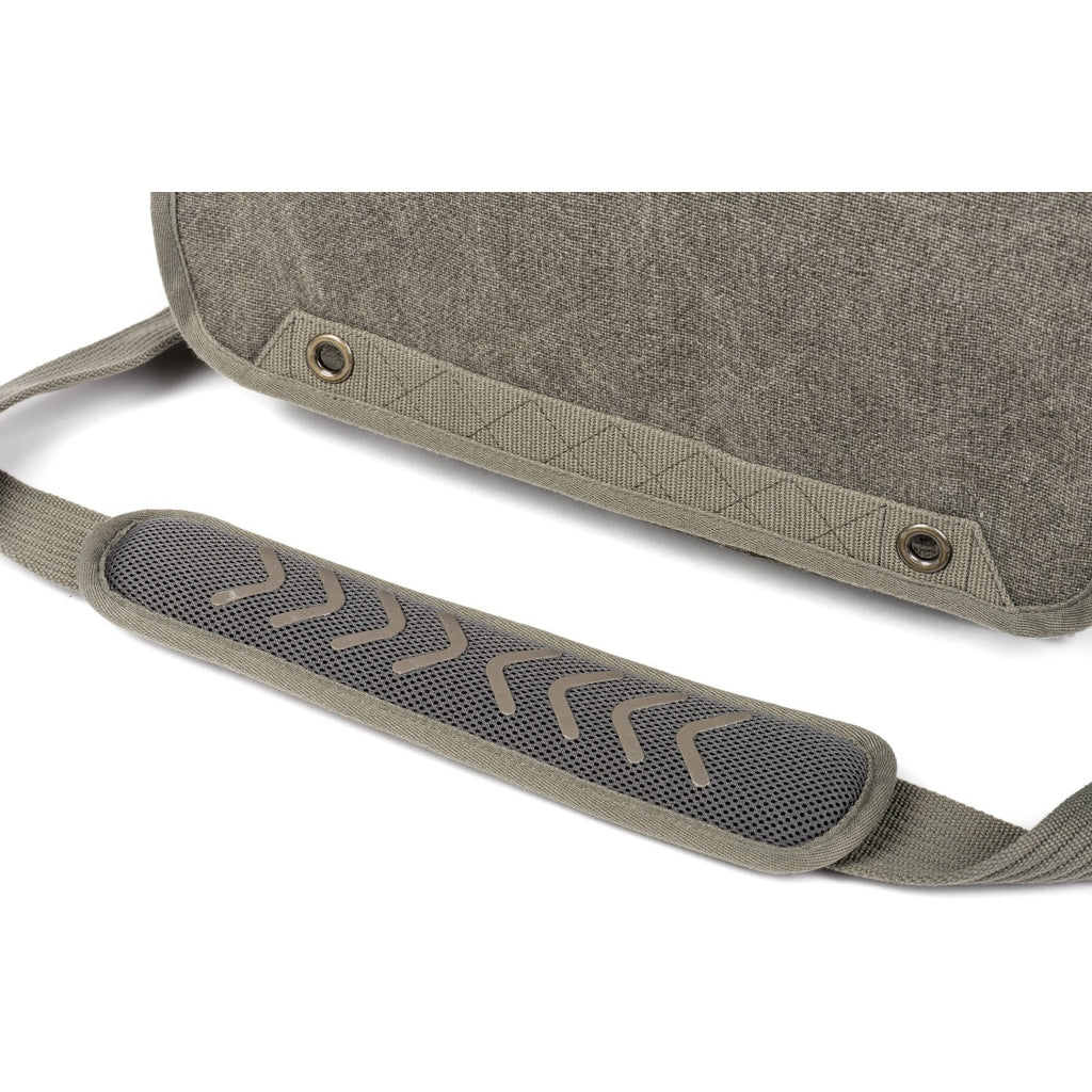 thinkTANK Retrospective® 30 V2.0 - Pinestone