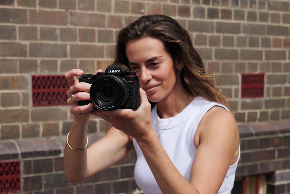 Panasonic LUMIX S5 II + 20-60mm Lens Kit