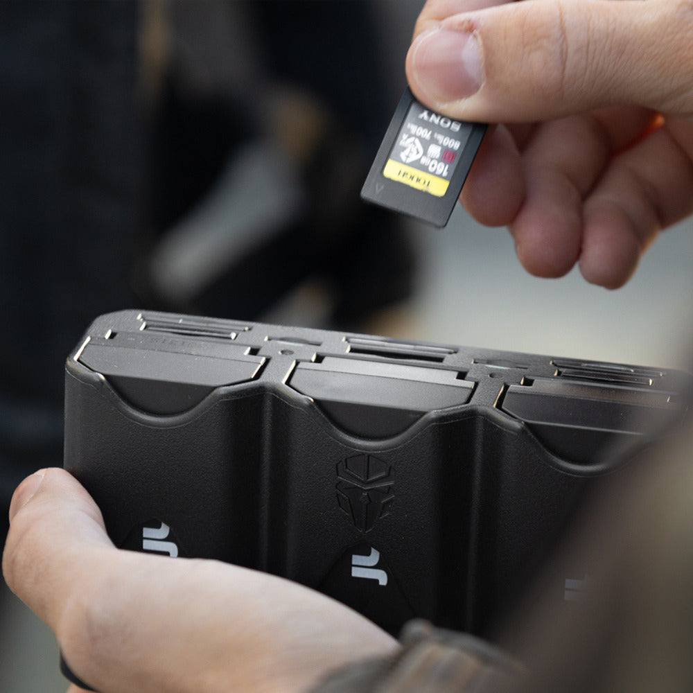 Jupio Prime Triple Charger and Card Holder - Nikon EN-EL15