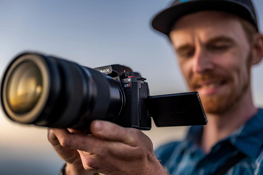 Panasonic LUMIX S5 II + 20-60mm Lens Kit