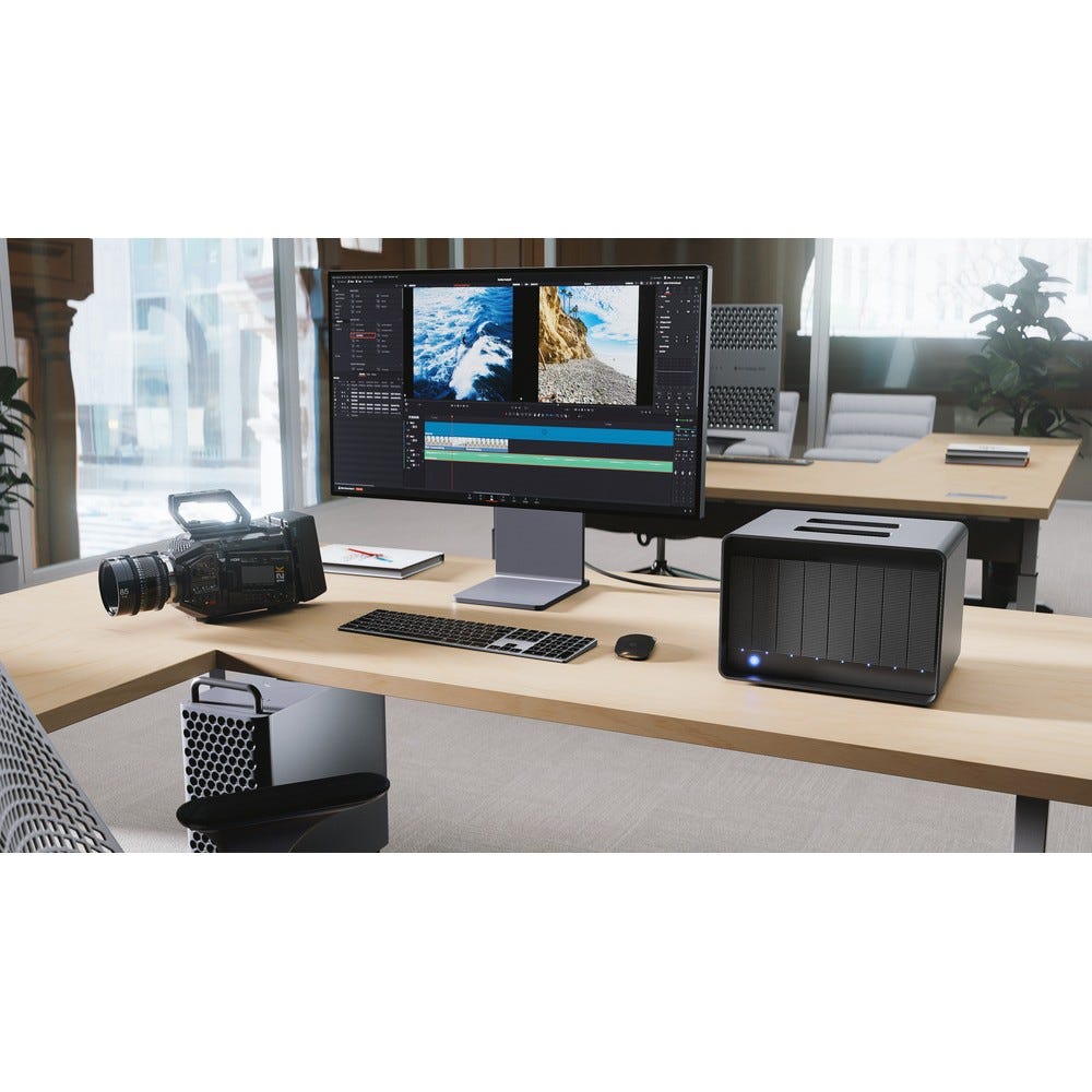 LaCie 8big Pro5 192TB (8x24TB) Thunderbolt 5 multi-bay RAID Drive (up to 120 GBps)