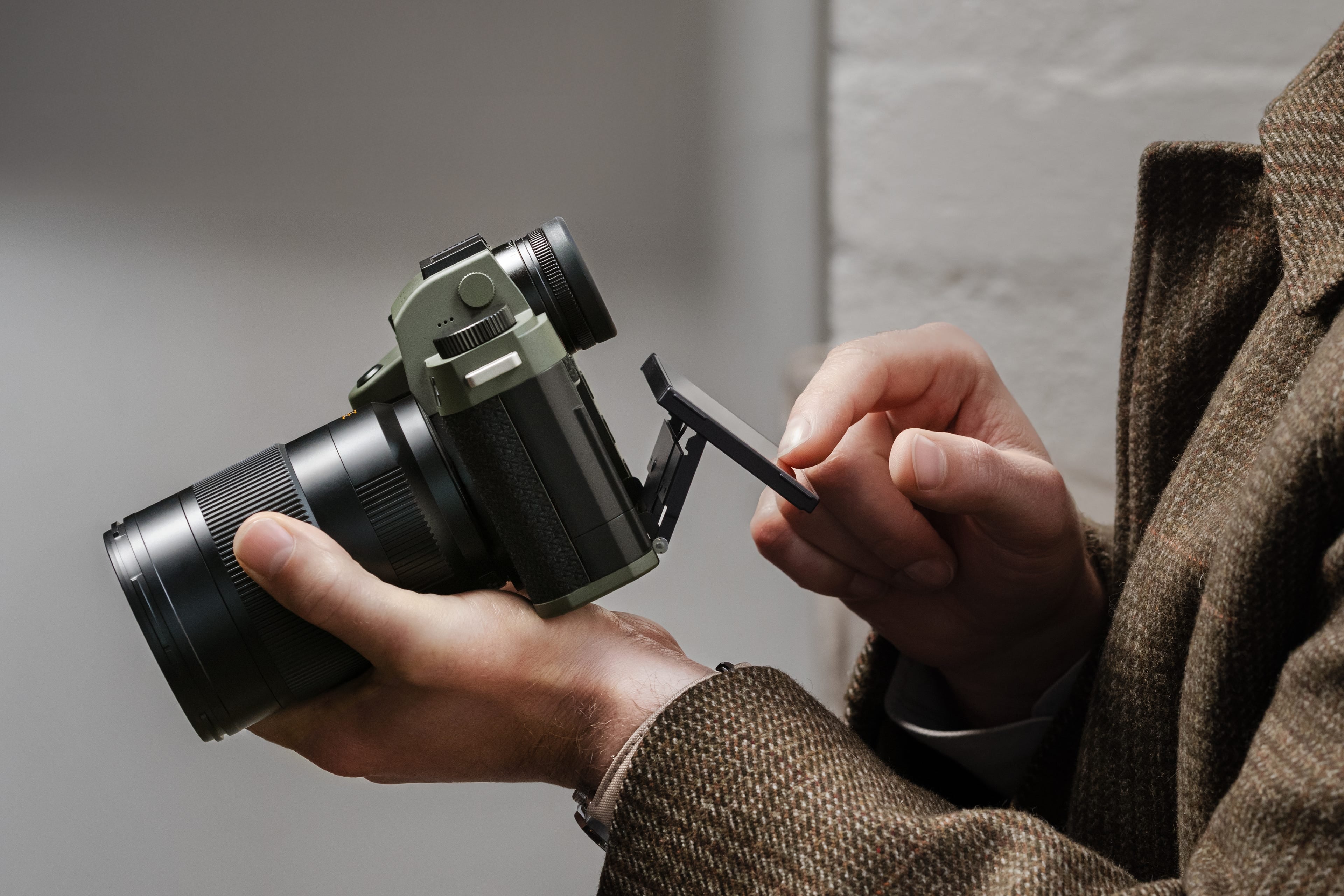 LEICA SL3 Mirrorless Camera Reporter Edition