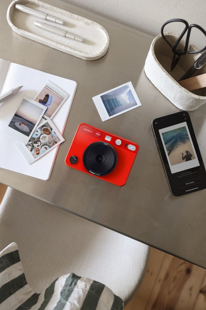 LEICA Sofort 2 Red