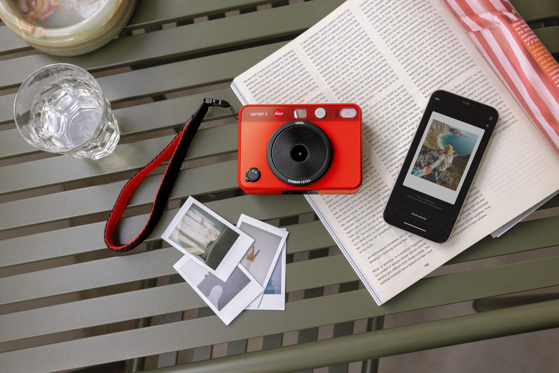 LEICA Sofort 2 Red