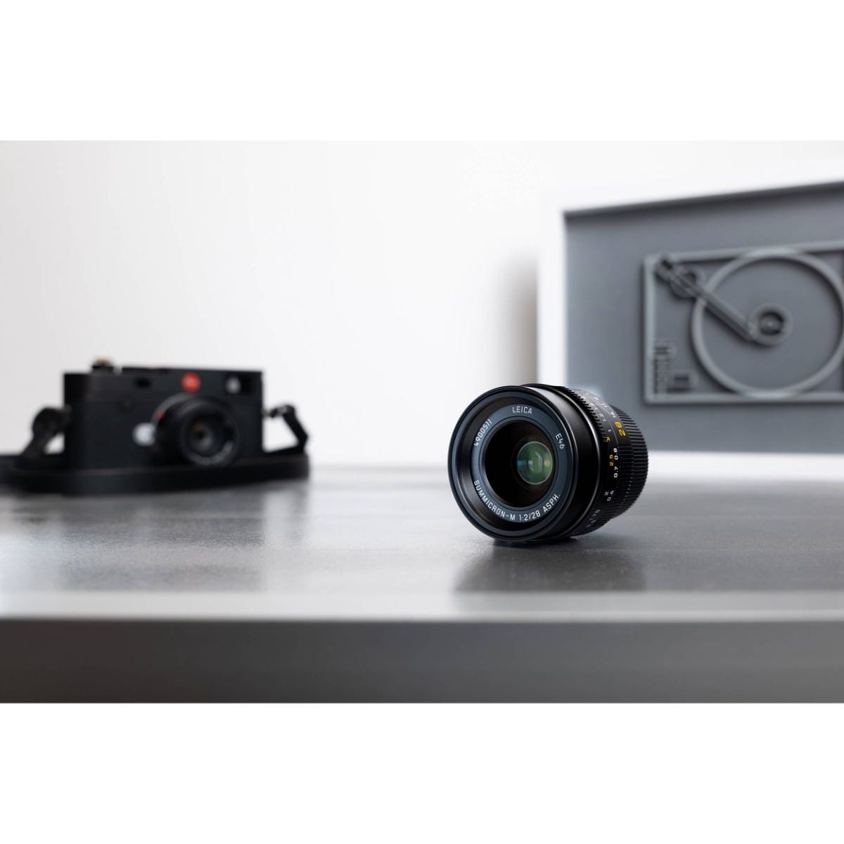 Leica Summicron-M 28mm f/2 ASPH black New