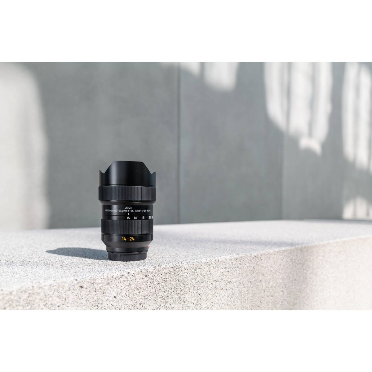 LEICA SUPER-VARIO-ELMARIT-SL 14-24mm f/2.8 ASPH Lens