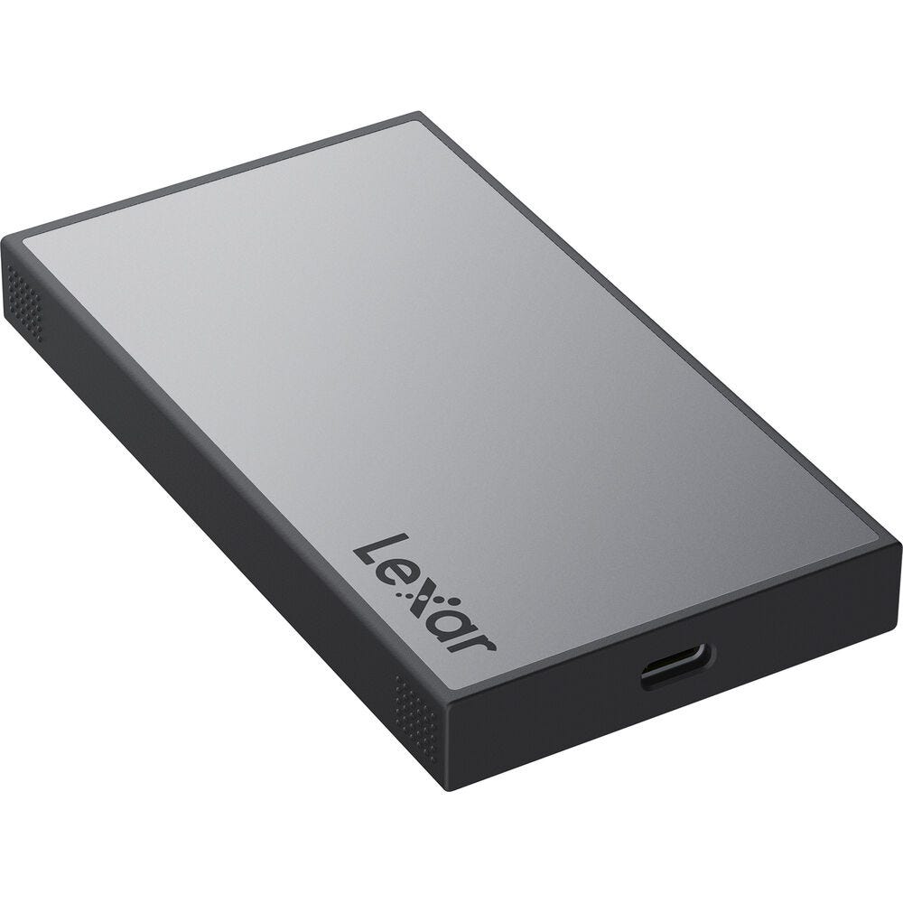  up to 2000MB/s Read and 2000MB/s