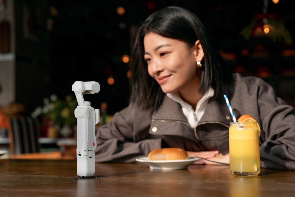 Insta360 Luna Ultra Creator Bundle - Stellar White