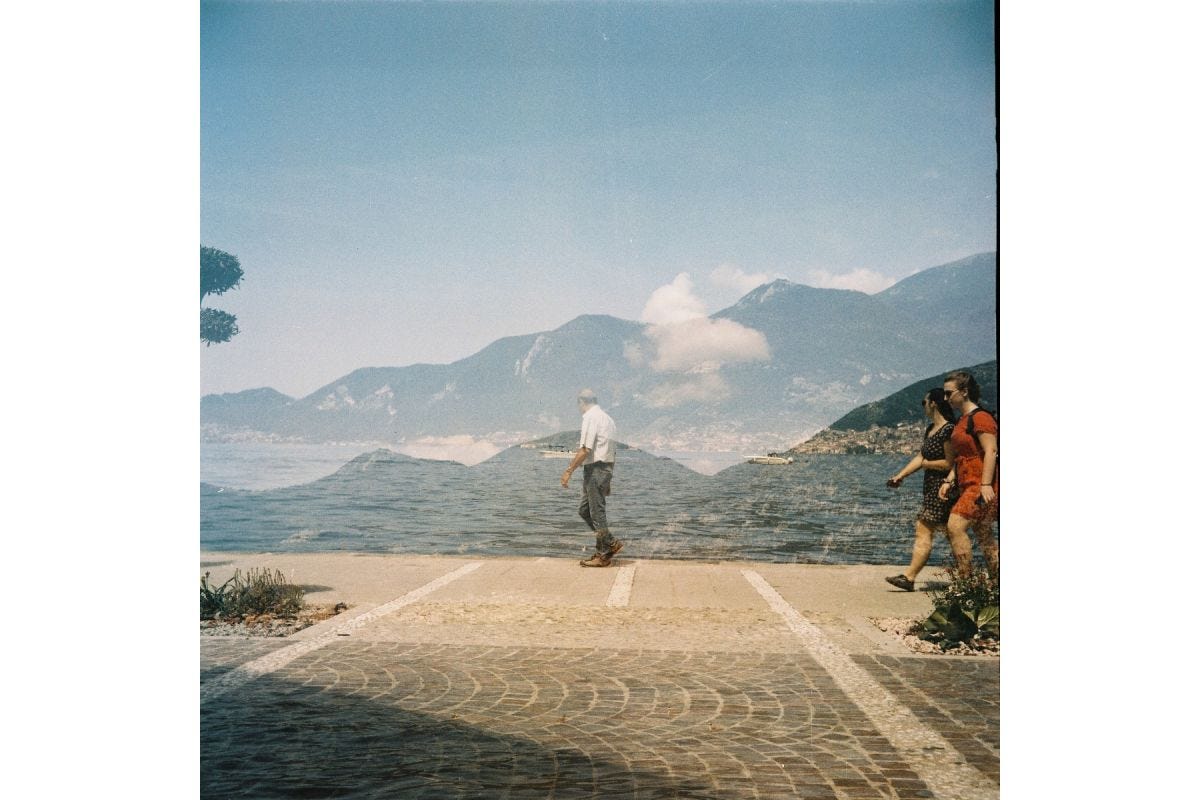 Lomography 120 ISO 400 - Sun-Kissed LomoChrome Color '92