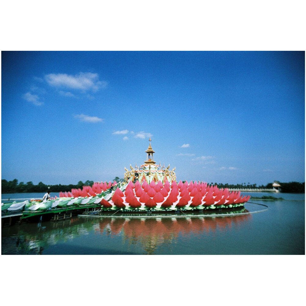 Lomography 110 ISO 400 - LomoChrome Color '92