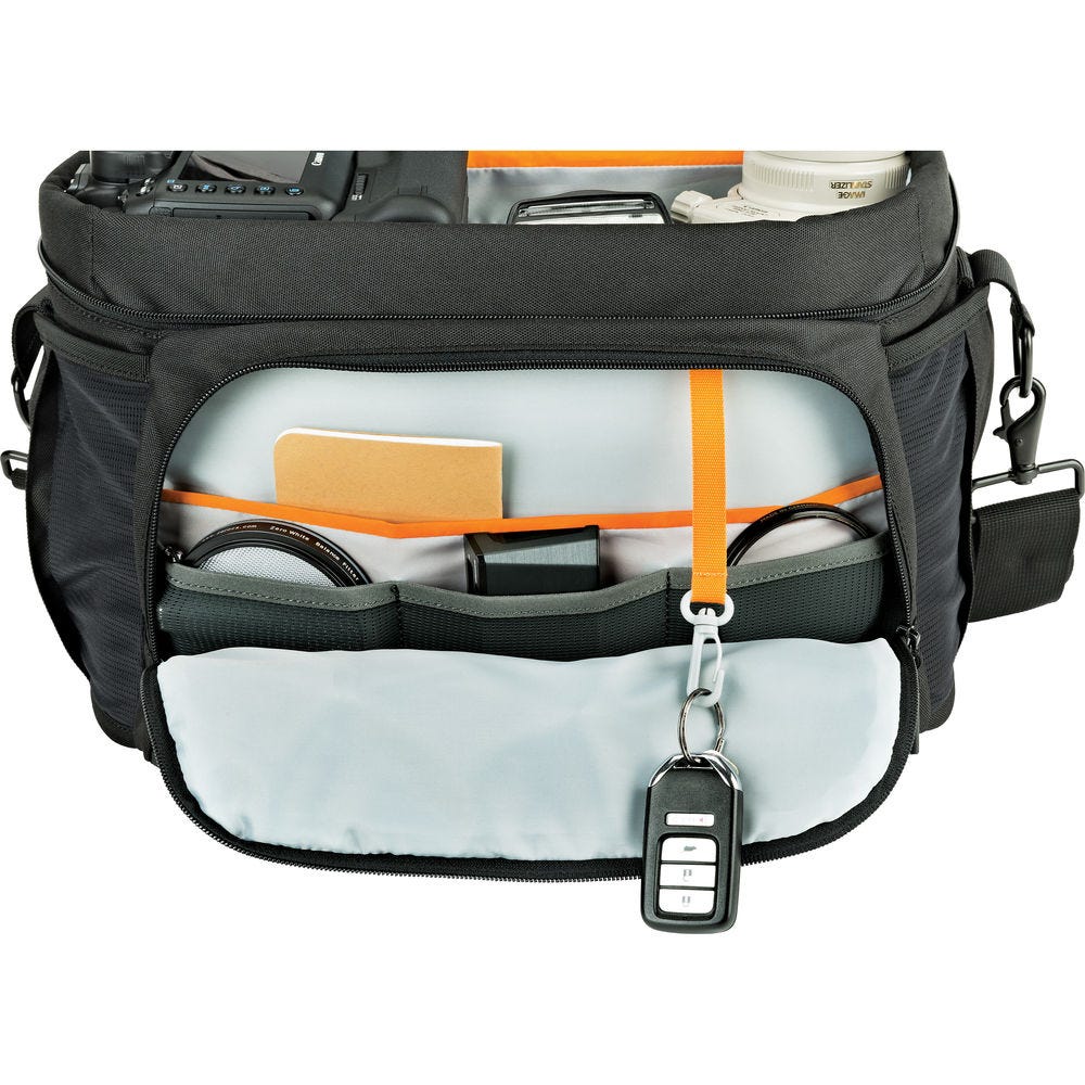 Lowepro Nova 200AW II Black