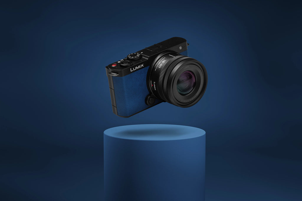 Panasonic LUMIX S9 Mirrorless Camera with 18-40mm Lens (Blue)