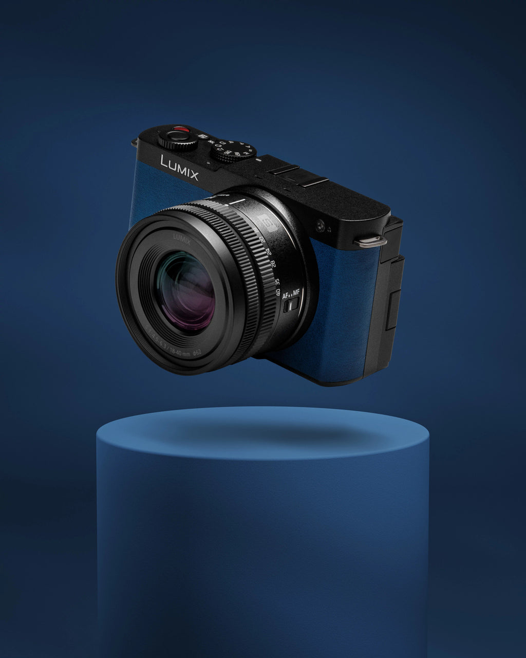 Panasonic LUMIX S9 Mirrorless Camera with 18-40mm Lens (Blue)