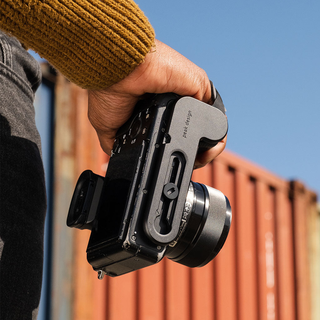Peak Design - Micro Clutch L-Plate (for cameras with a grip)