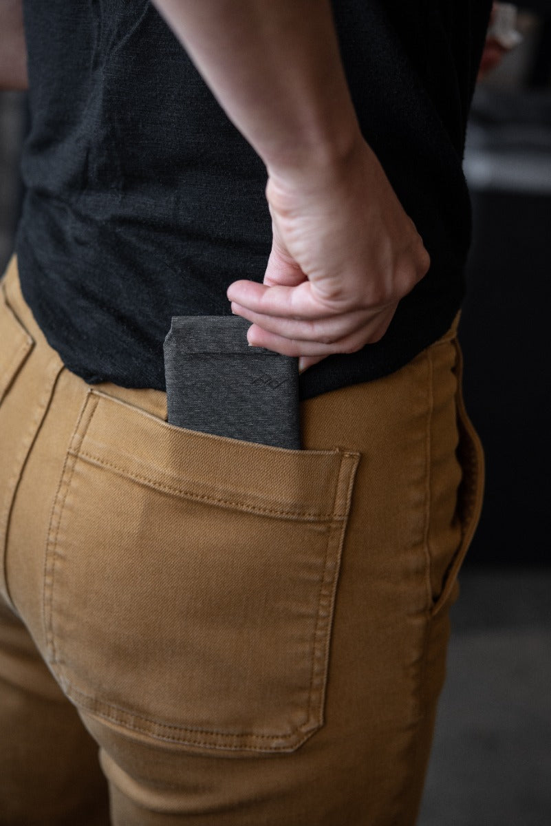 Peak Design Mobile - Wallet - Slim - Charcoal