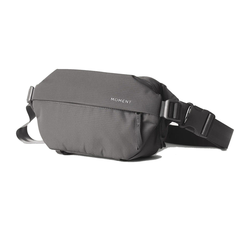 Moment Everything Sling 2L (Gray)