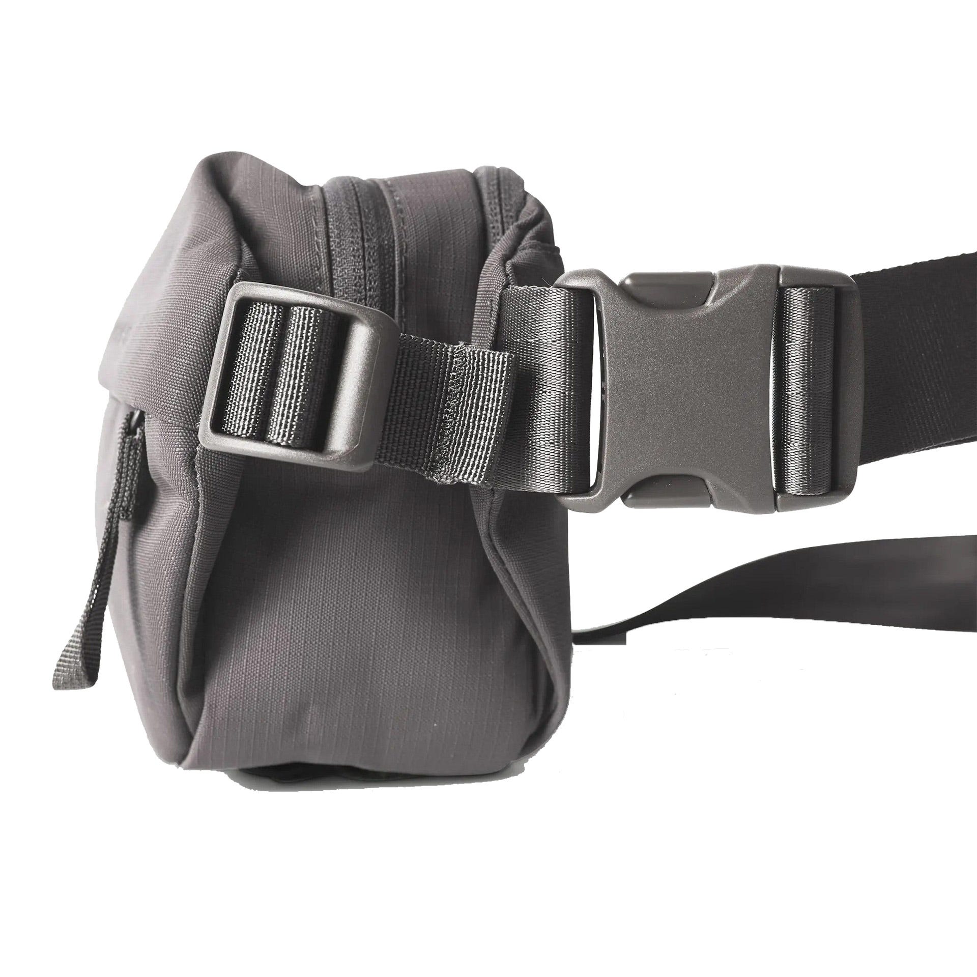 Moment Everything Sling 2L (Gray)