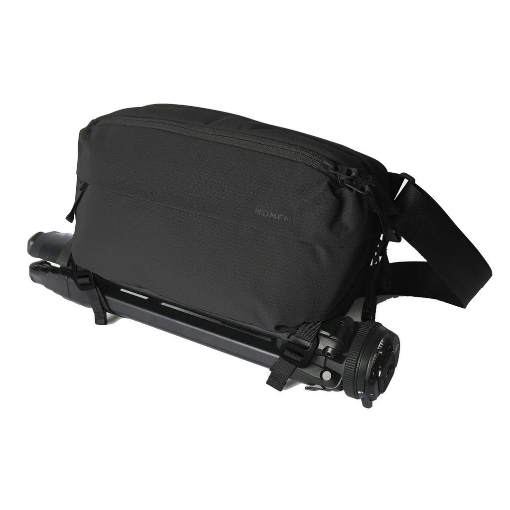 Moment Everything Sling 4L (Black)