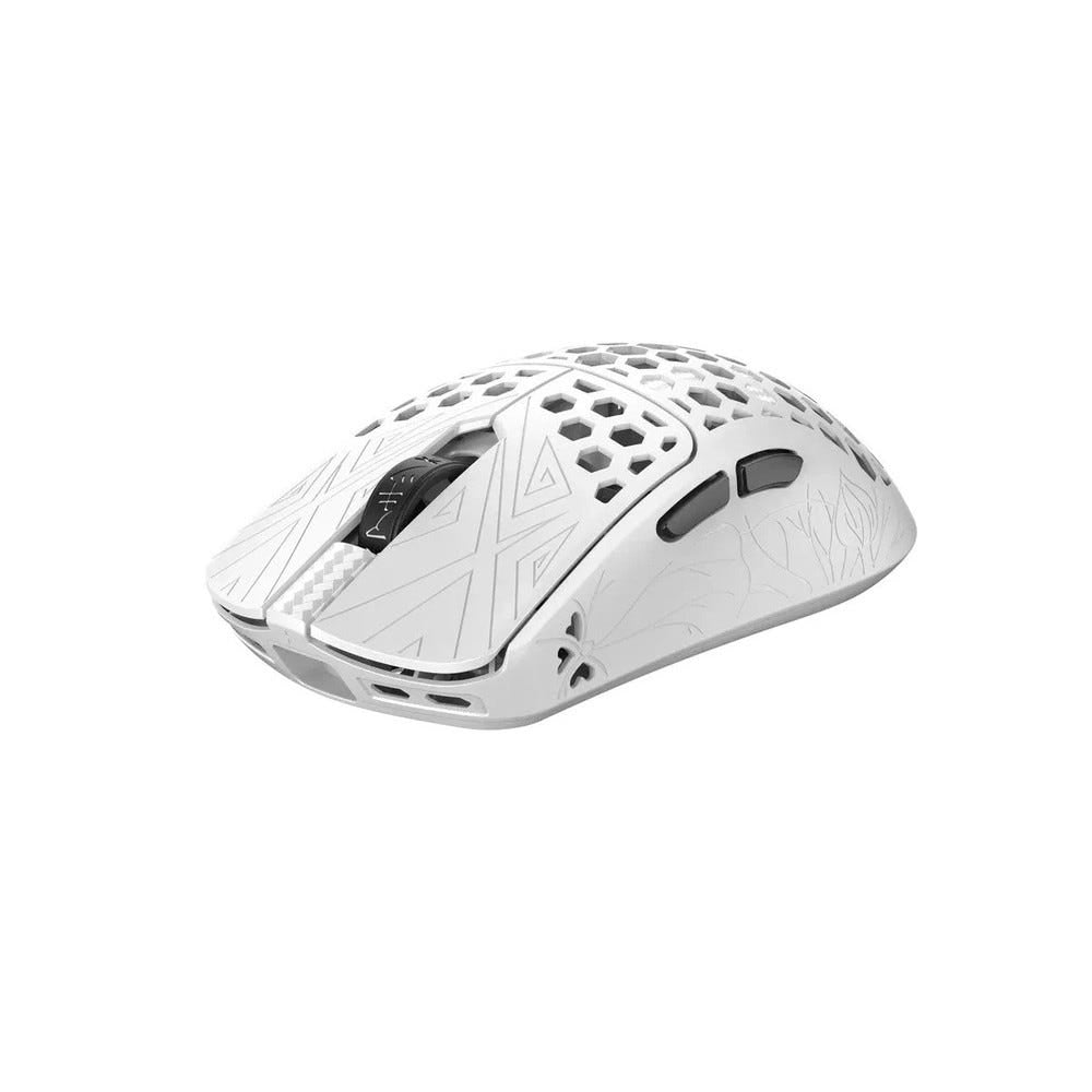 ARBITER STUDIO TENKO Akitsu Carbon Fiber 8K Ultra-Wireless Gaming Mouse (White)