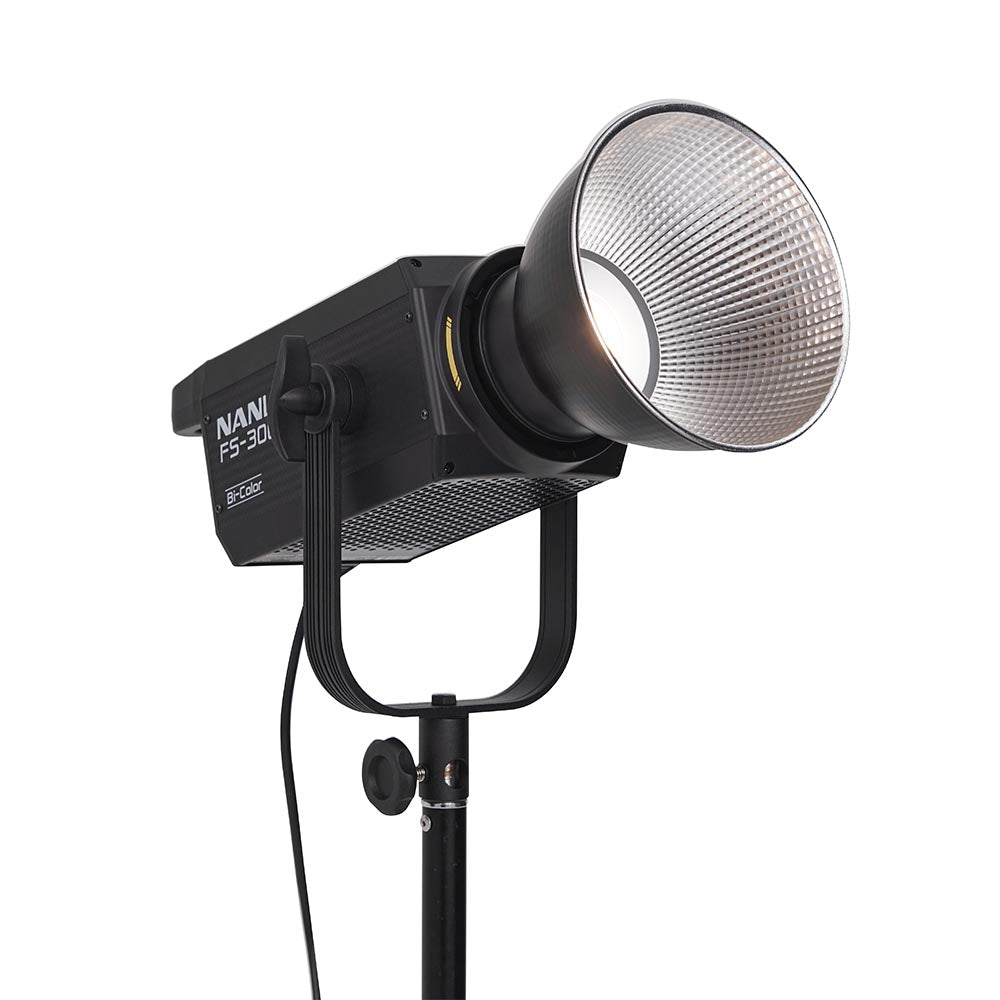 Nanlite FS-300 Bi-colour LED monolight