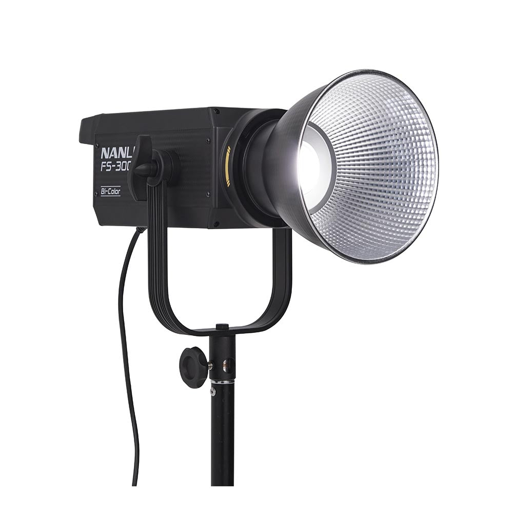 Nanlite FS-300 Bi-colour LED monolight