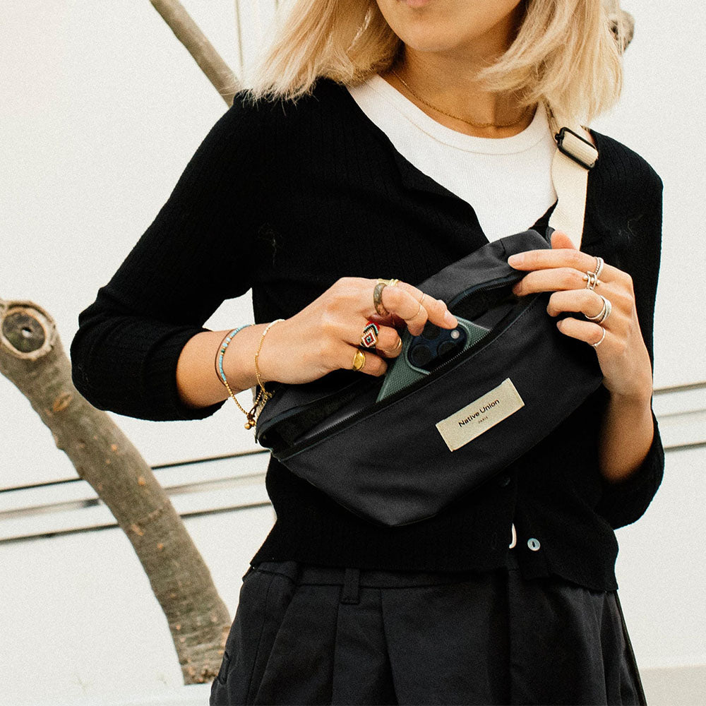 Native Union W.F.A Crossbody Pouch (Black) 