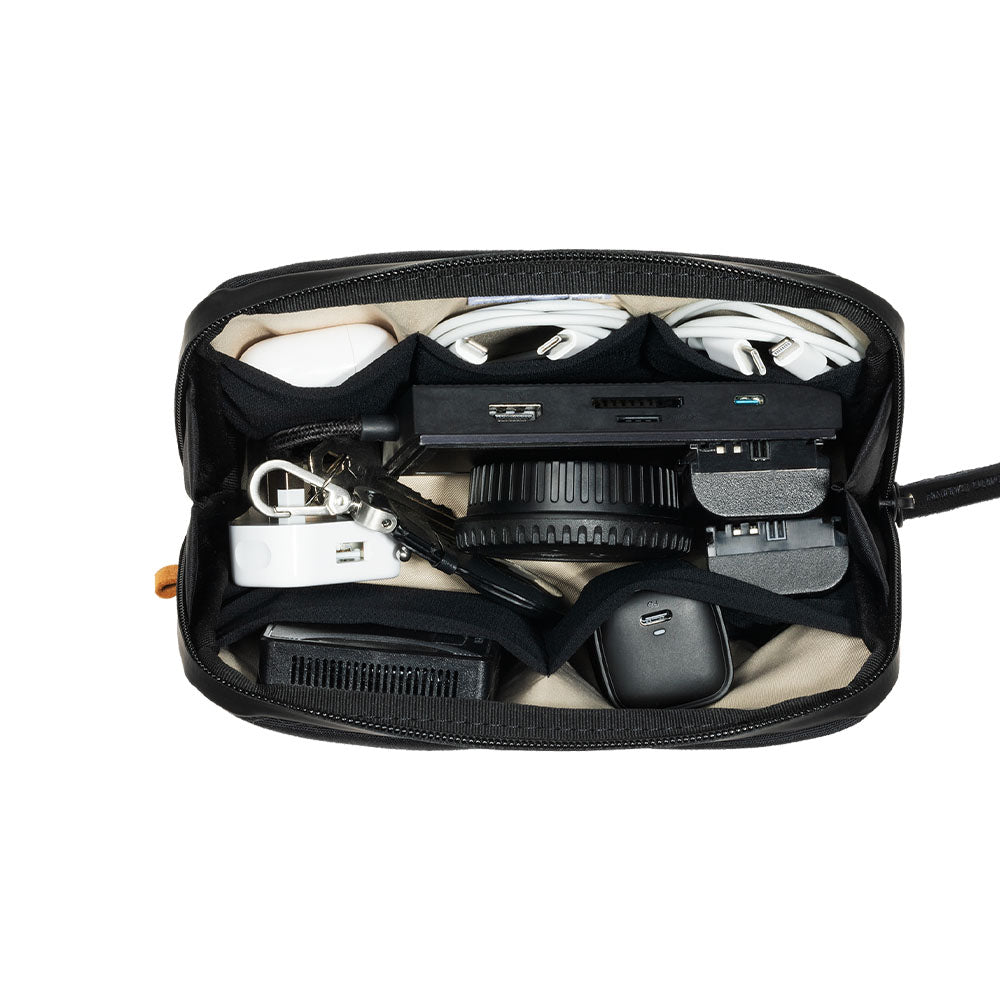Native Union W.F.A Tech Organiser (Black)